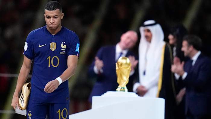 Kylian Mbappe won the World Cup golden boot